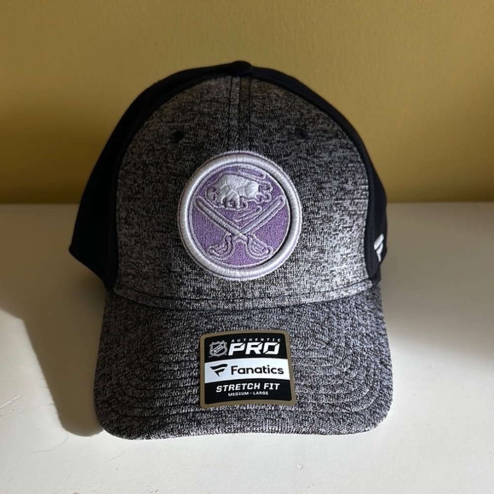 Fanatics Pro Stretch Fit Cap - Gray and Black